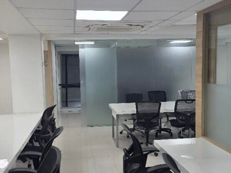 Ready-to-Move 2200 Sqft Furnished Office Space for Rent in Grade A Baner Building