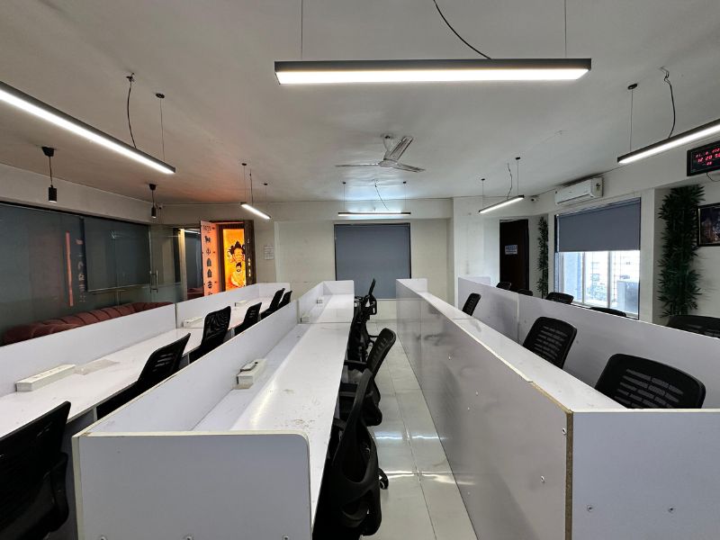 Premium 2200 Sqft Office for Lease in Warje Pune | Fully Furnished, Plug & Play