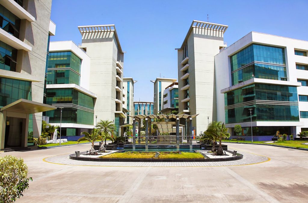 FULLY FURNISHED IT SPACE ON RENT NEAR PHEONIX MALL, VIMAN NAGAR - PUNE