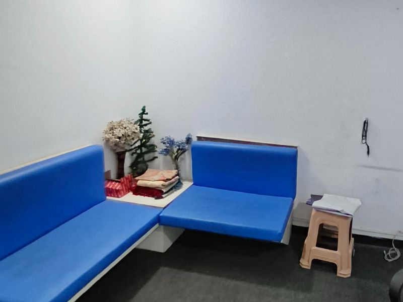 Fully Furnished 950 sq ft Office — Prime Location Near Kubera Garden, NIBM, Wanowrie Road - Pune