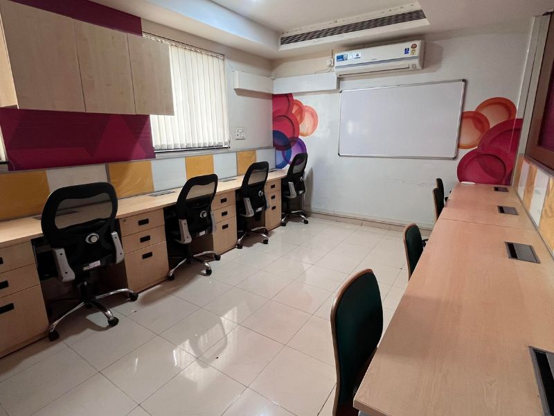 Smart Workspace 1250 sq ft, Furnished & Prime Location – Behind Pride Hotel,  Shivaji Nagar - Pune